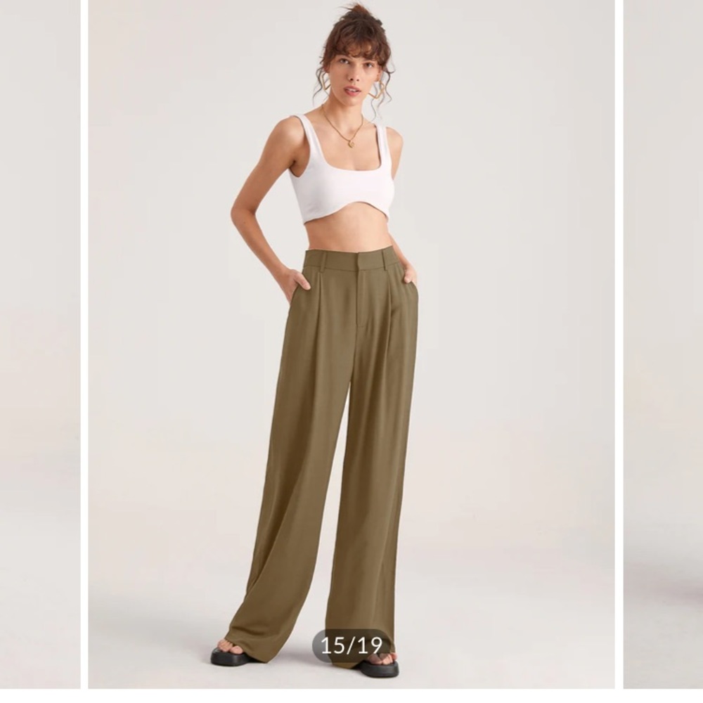 Oversized, high waisted Commense trousers